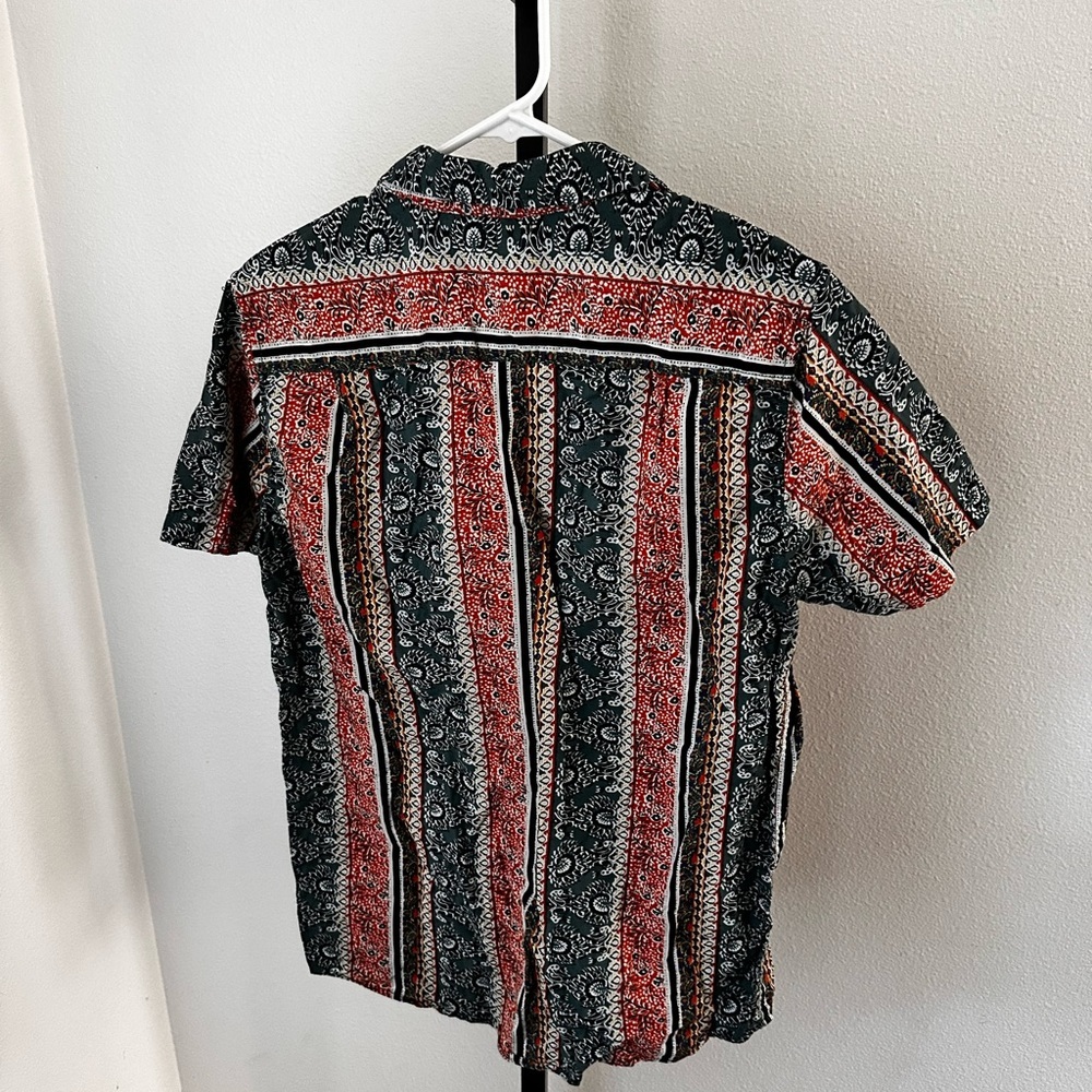 Pacsun size small button down shirt - Picture 4 of 4
